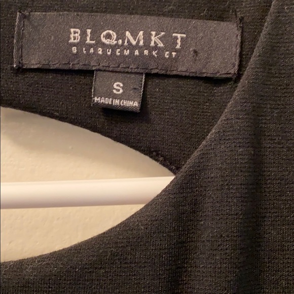 Black cocktail dress with white trim - Picture 3 of 3